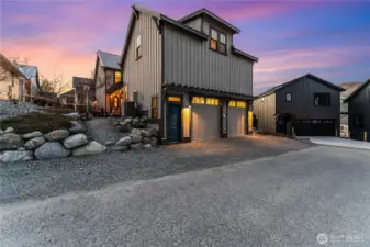 2 car-garage