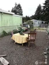Another sitting area for you or turn into a playground or even a garden area