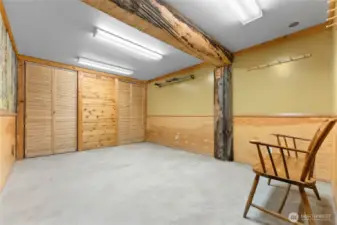 Entry/Mudroom