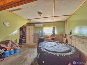 Bonus room is great for family/rec space
