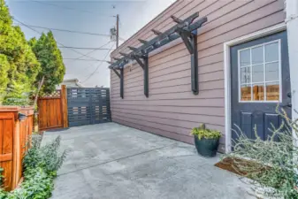 Side patio