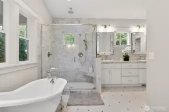 Spa like 5-piece primary bathroom