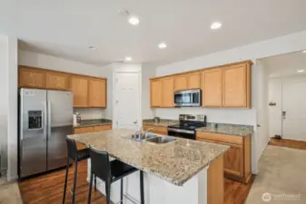 Stainless steel appliances, glass top stove