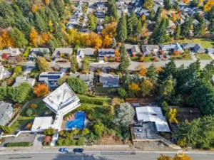 Convenient and Central Woodridge neighborhood in Bellevue