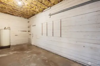 Attached Garage has door to laundry room and Kitchen