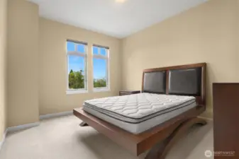 Primary bedroom - Bedroom furniture set can remain....or be taken out prior to closing - whatever the buyer wishes.