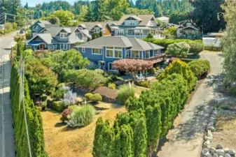Absolutley prime downtown Poulsbo location and .42 acres
