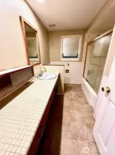 Main floor full bath.