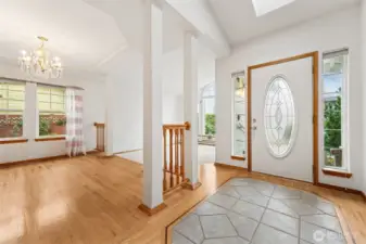 Lovely spacious entry way.