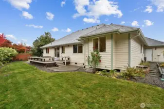 Lots of room in the backyard to entertain/play/garden/enjoy!