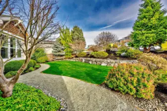 Unreal Professionally Landscaped Yards.