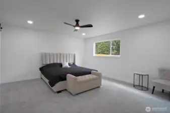bedroom suite- lower level