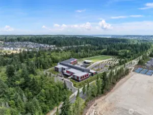 Close to all amenities that Harbor Hill has to offer!