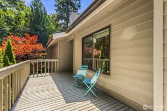 Front deck