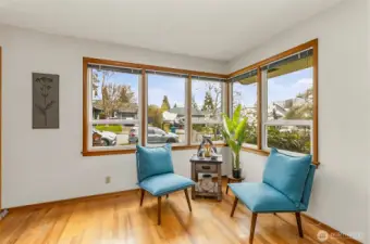 Such a peaceful space with a natural light