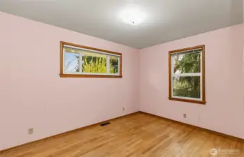 Second bedroom with 2 great windows
