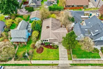 Overhead view of the front of the house in this quaint neighborhood.