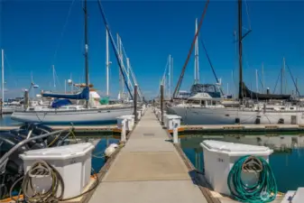D Dock
