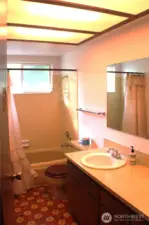 Main floor full Bath