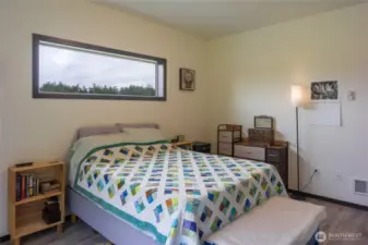 Guesthouse bedroom