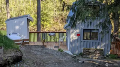 Parking pad cabin