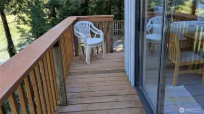 Walkway to large deck