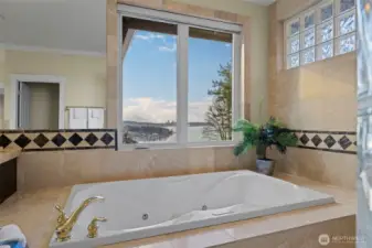 Spa-like tub with a view!