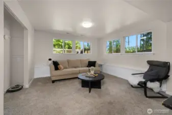 Flexroom downstairs
