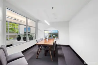 Need to have a meeting, do it here with everything you need.