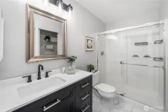 Primary En Suite