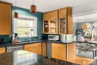 Included, expansive ceiling - raised up to give the room more flow & volume