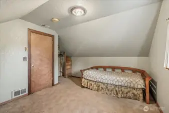 Upper Bedroom 1