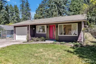 Wow, this home will surprise you! Get cool in the high efficiency Mitsubishi HVAC heat/AC system!