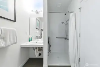 Bedroom 1 ensuite bathroom