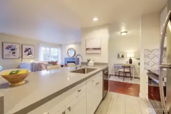 Brand new kitchen w/ new appliances