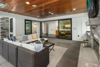 Easy indoor/outdoor access makes entertaining a breeze.