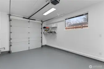 One car garage