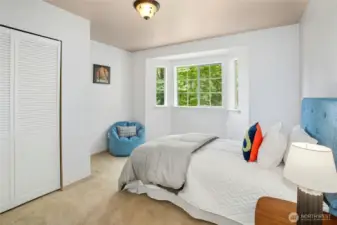Upstairs bedroom #2