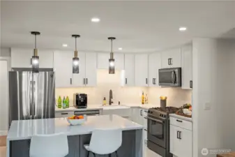 All new Stainless steel appliances and stylish overhead lighting