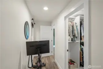 Walk-in Closet
