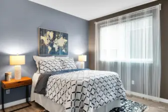 2nd bedroom