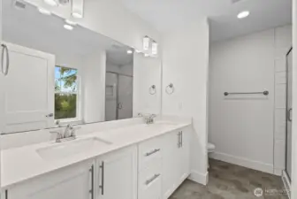 Primary 5 Piece Bathroom