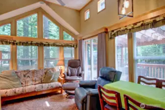Windows to see all your green space