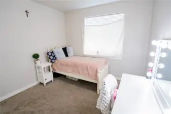 Guest bed 3