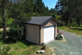 Single car separate garage for those "special" vehicles.