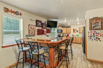 ADU - Unique bar off kitchen area