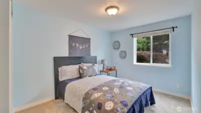 Guest bedroom #1