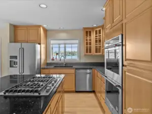 Gas cooktop