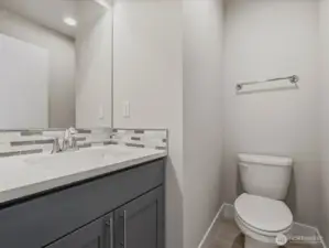 Mainfloor powder bath