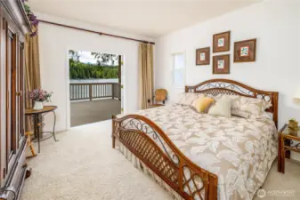 Primary bedroom on main floor for convenience